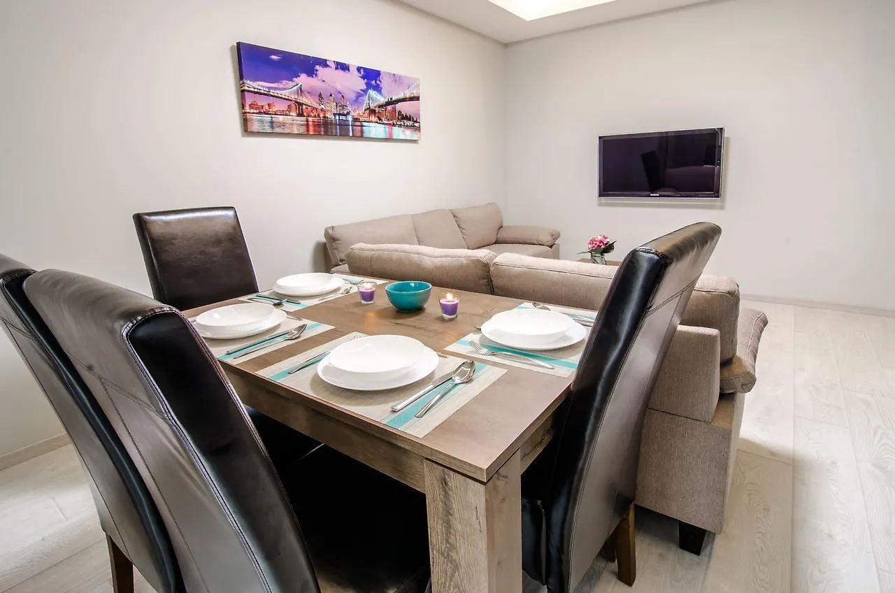 Amazing Apartment In The Center Of Kiev